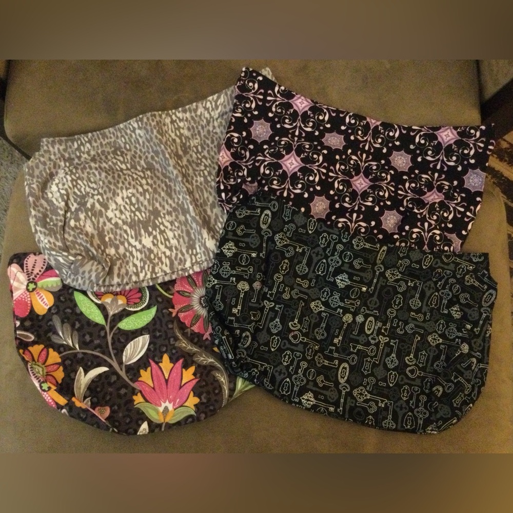 Black thirty-one skirt purse with 4 handmade covers